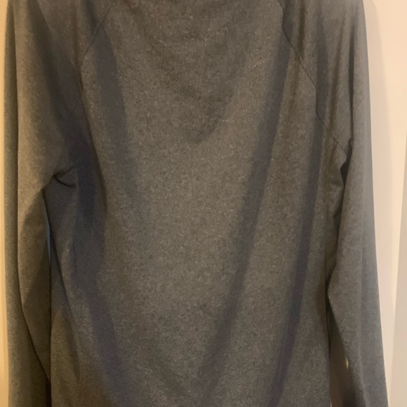 Pink pull over zip - Picture 3 of 3